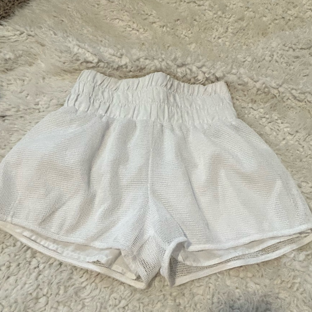 50%offw❤️ Mahina high waste, lined netted shorts Small #4👠